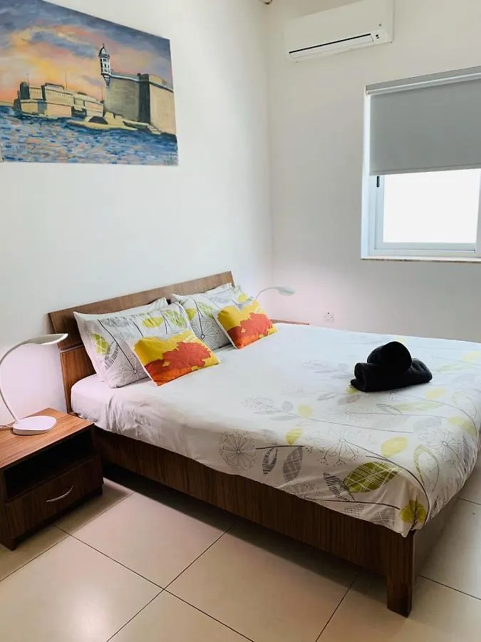 Hostel Malti Budget Saint Julian's 0*,  Malta